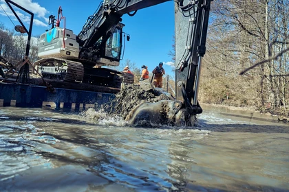 Kampfmittelsuche in Regenrückhaltebecken Kampfmittelsuche in Regenrückhaltebecken